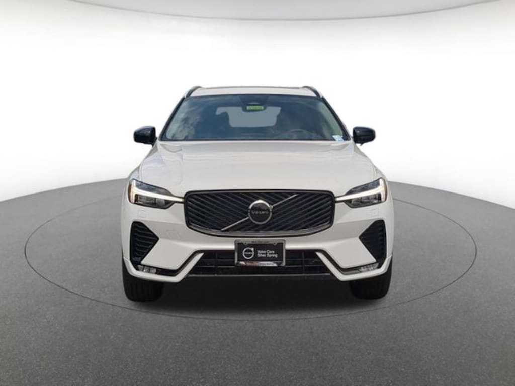 New 2027 Volvo XC60 B5 Core SUV