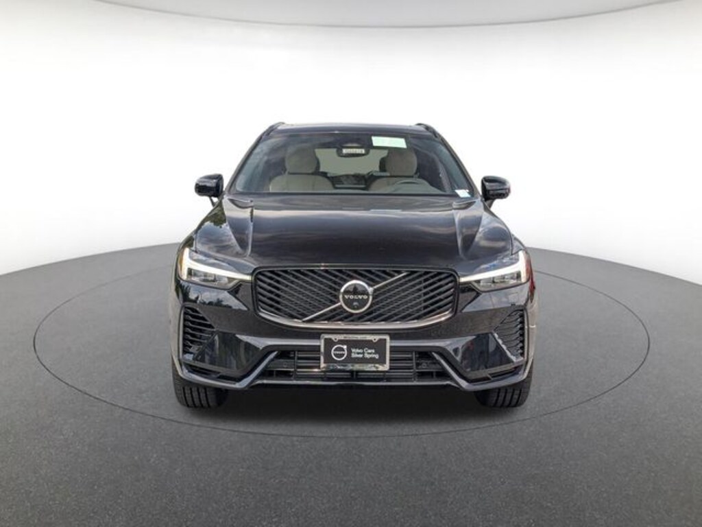 New 2026 Volvo XC60 plug-in hybrid T8 Plus SUV