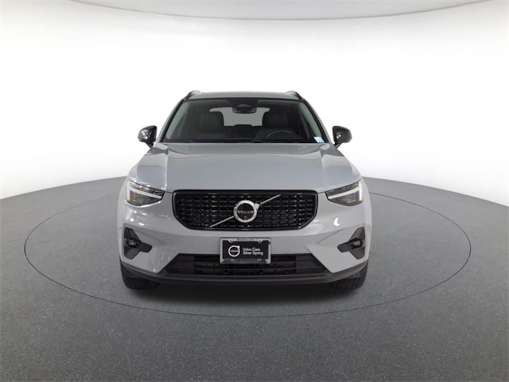Certified 2026 Volvo XC40 B5 Plus SUV