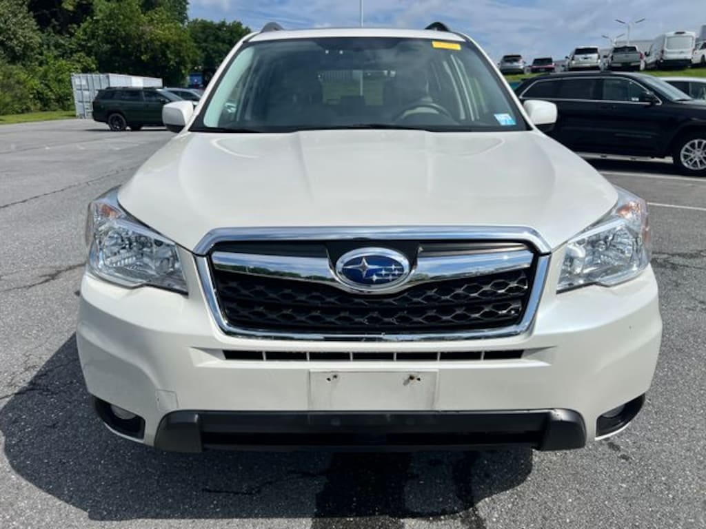 Used 2015 Subaru Forester 2.5i Limited (CVT) SUV