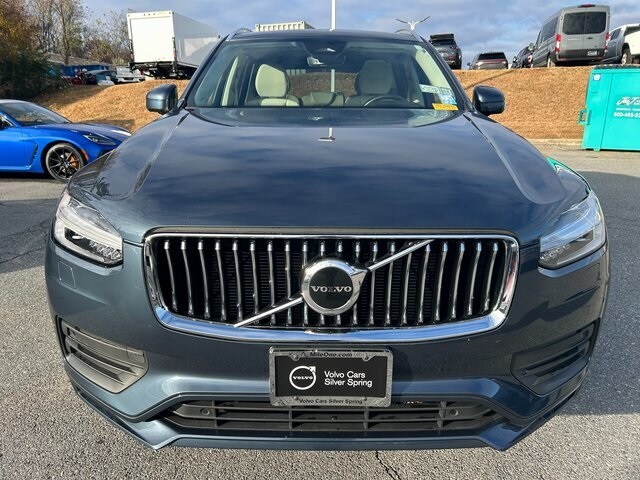 2023 Volvo XC90 B5 AWD Core photo 2
