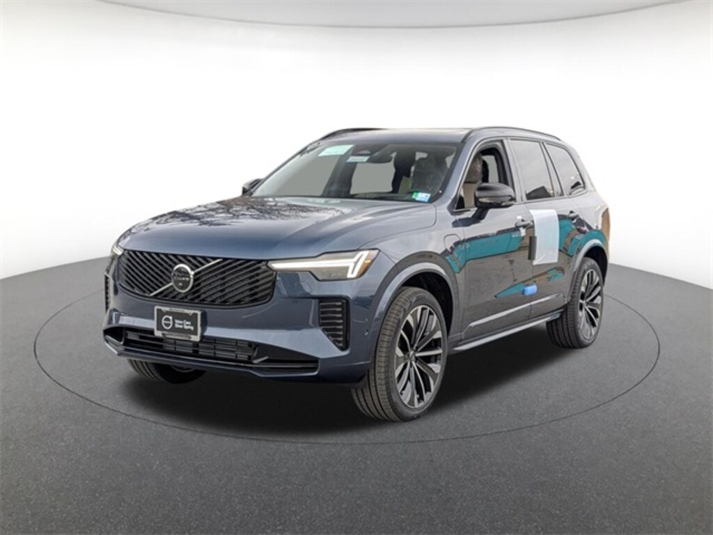 New 2026 Volvo XC90 plug-in hybrid T8 Ultra Dark Theme 7-Seater SUV