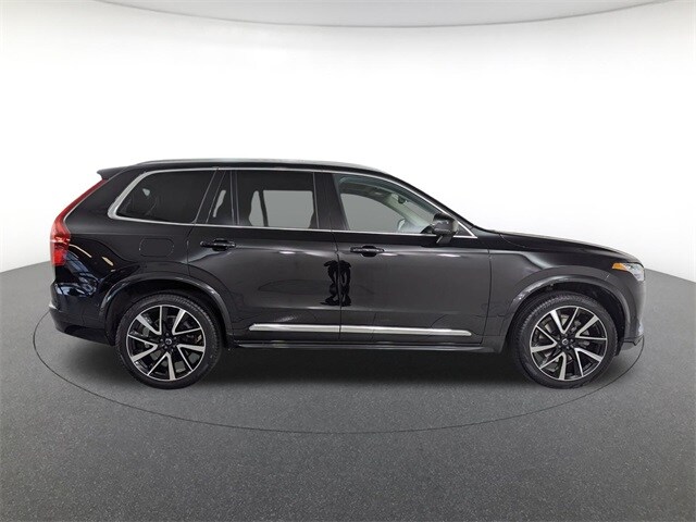 2024 Volvo XC90 Plus photo 4