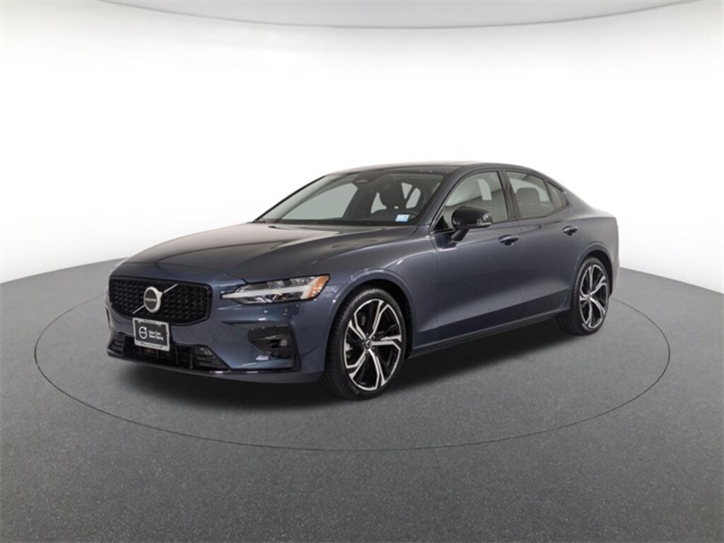 Certified 2025 Volvo S60 B5 Core Sedan