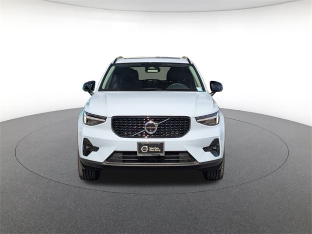 New 2026 Volvo XC40 B5 Plus SUV