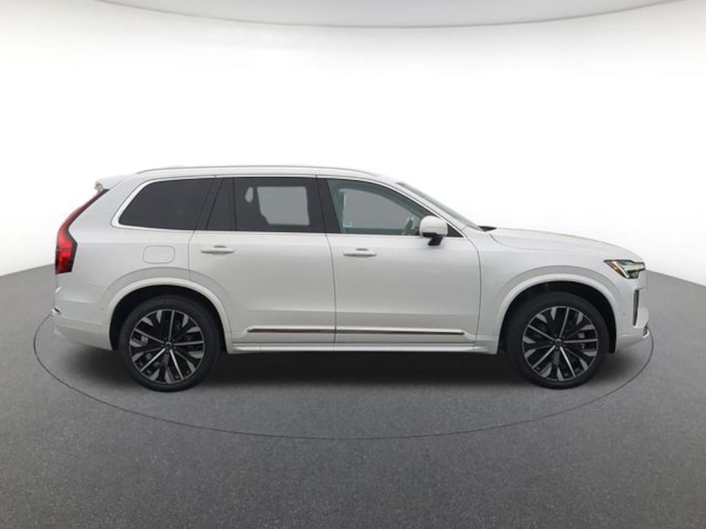 New 2026 Volvo XC90 plug-in hybrid T8 Ultra 7-Seater SUV