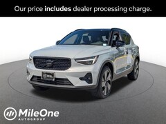 2026 Volvo XC40 B5 Ultra Black Edition All-Wheel Drive SUV
