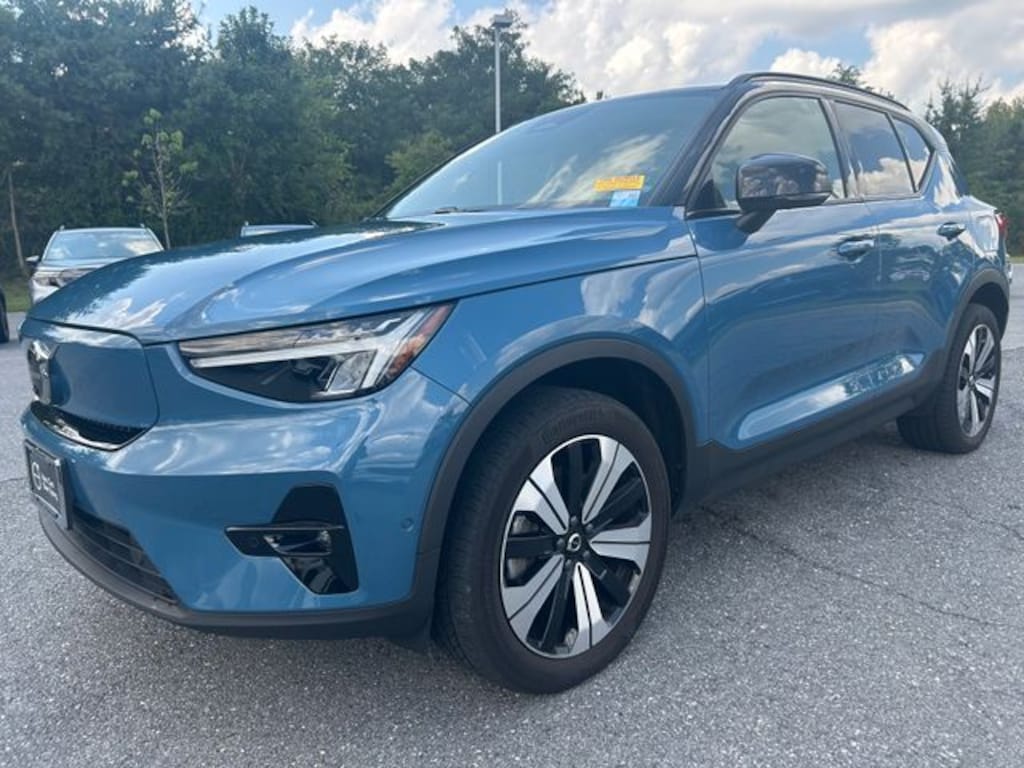 Certified 2023 Volvo XC40 Recharge Pure Electric Plus SUV