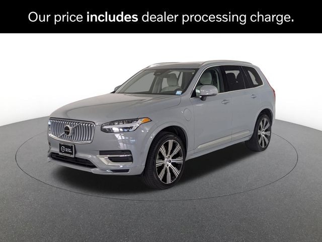2025 Volvo XC90 plug-in hybrid T8 Plus 7-Seater SUV