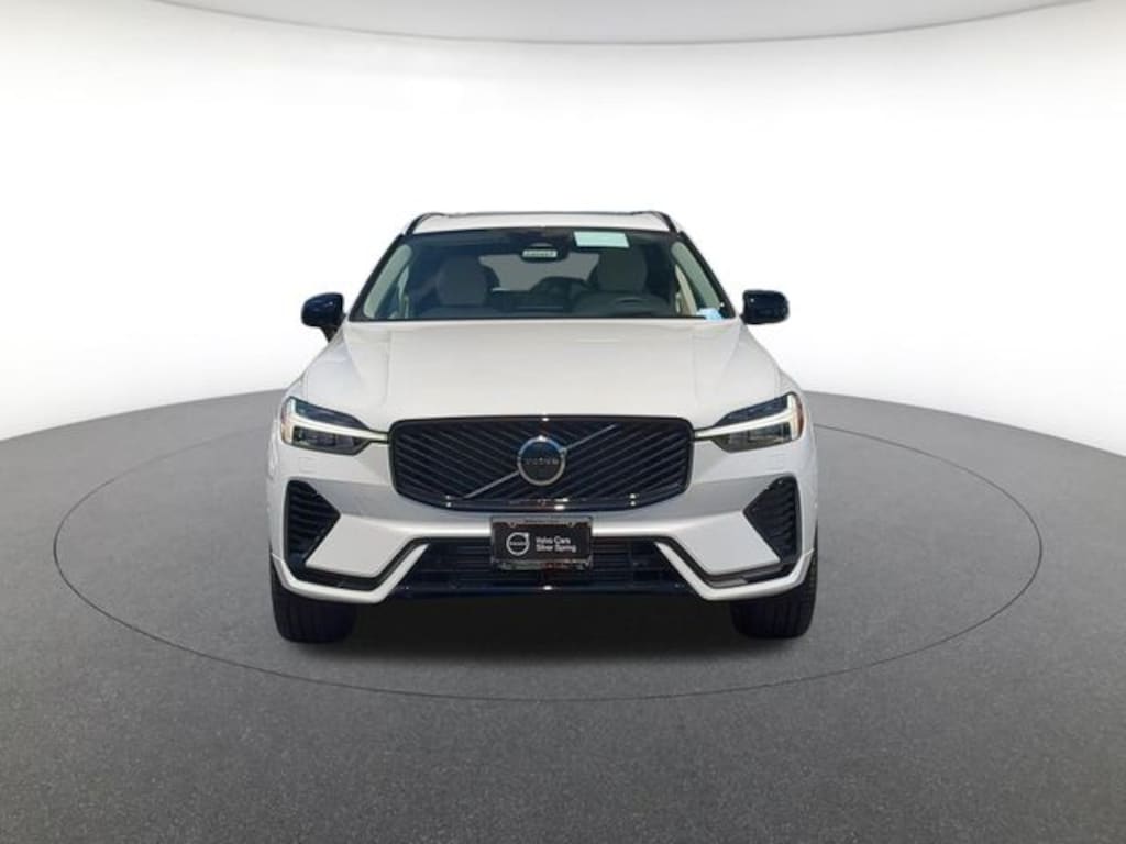 New 2026 Volvo XC60 plug-in hybrid T8 Ultra SUV