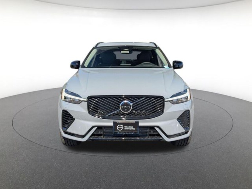 New 2026 Volvo XC60 plug-in hybrid T8 Plus SUV