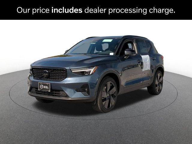 2026 Volvo XC40 B5 Ultra Black Edition AWD SUV