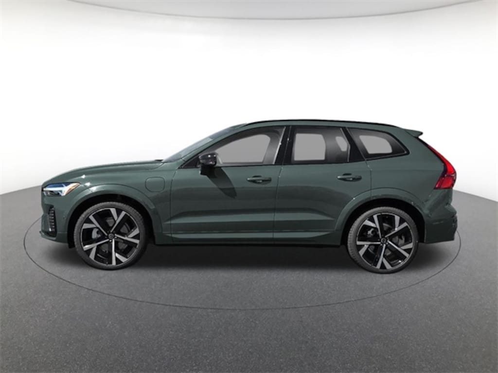 New 2026 Volvo XC60 plug-in hybrid T8 Ultra SUV