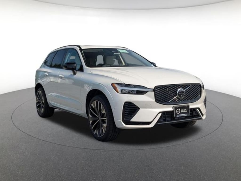 New 2026 Volvo XC60 plug-in hybrid T8 Ultra SUV