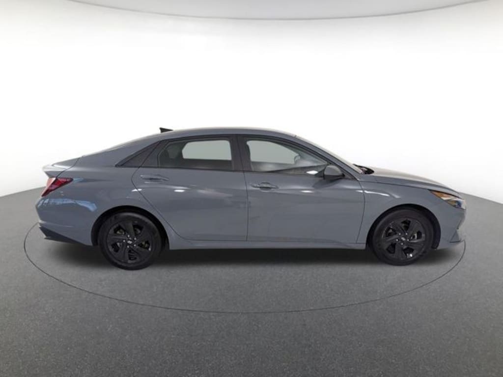 Used 2023 Hyundai Elantra SEL Sedan