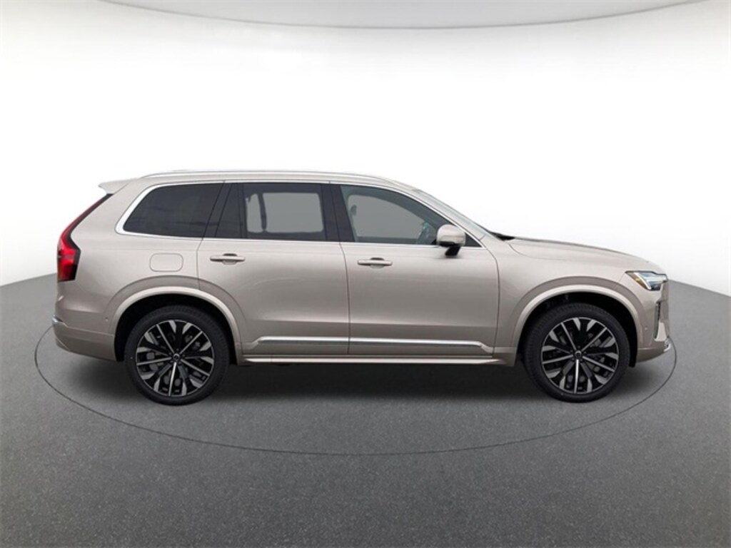 New 2026 Volvo XC90 B6 Plus 7-Seater SUV