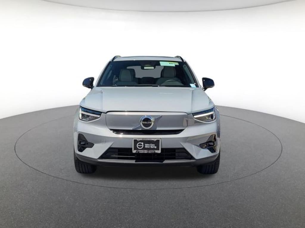 New 2026 Volvo EX40 Single Motor Extended Range Plus SUV