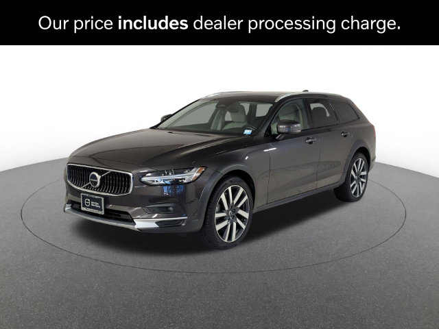 2022 Volvo V90 Cross Country