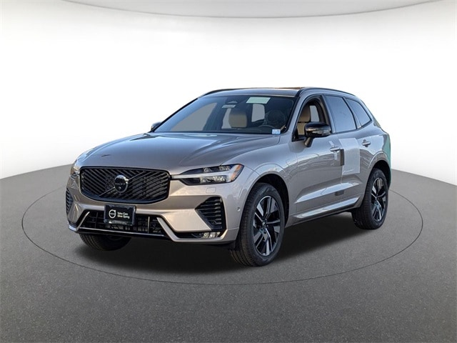 2026 Volvo XC60 Plus's photo