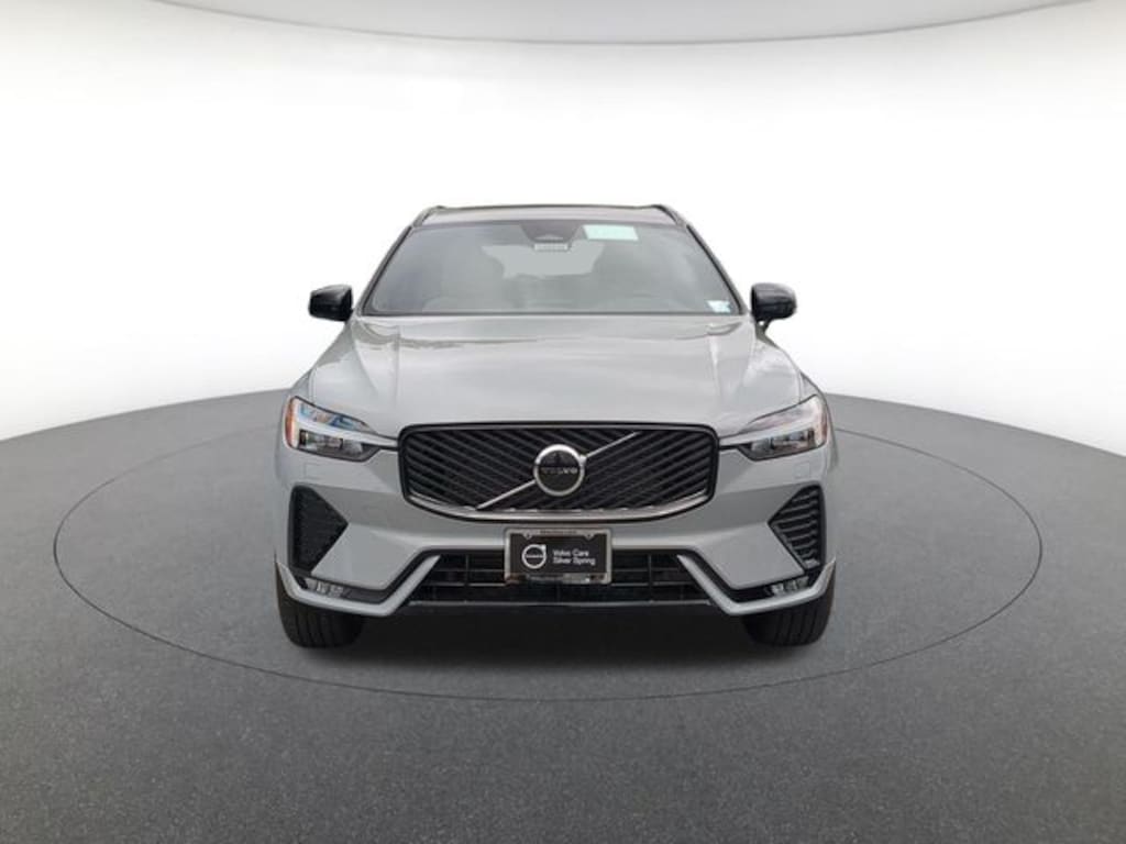 New 2026 Volvo XC60 B5 Core SUV