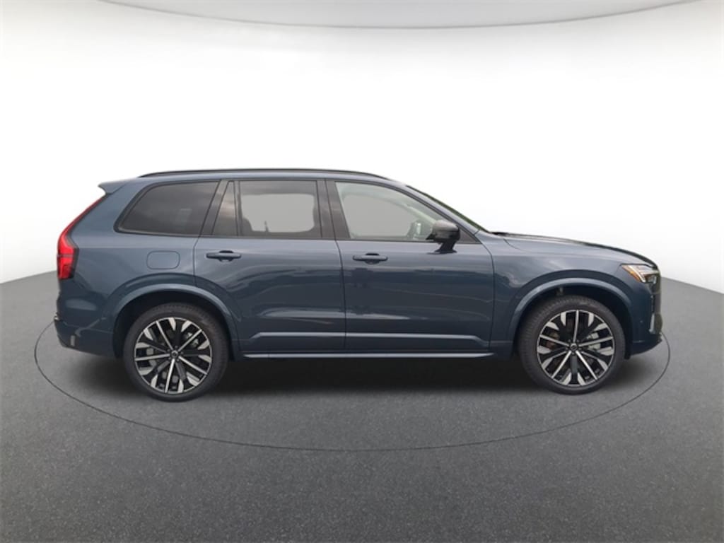 New 2026 Volvo XC90 plug-in hybrid T8 Ultra Dark Theme 7-Seater SUV