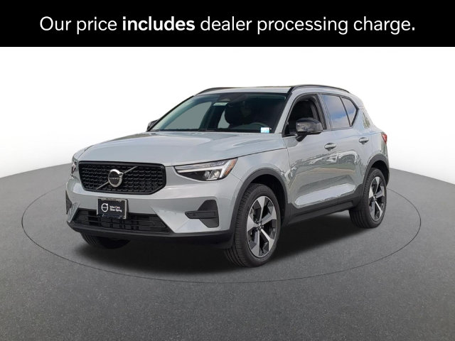 2026 Volvo XC40 B5 Core AWD SUV