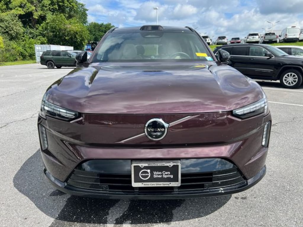 Certified 2025 Volvo EX90 Twin Motor Performance Ultra 6-Seater SUV