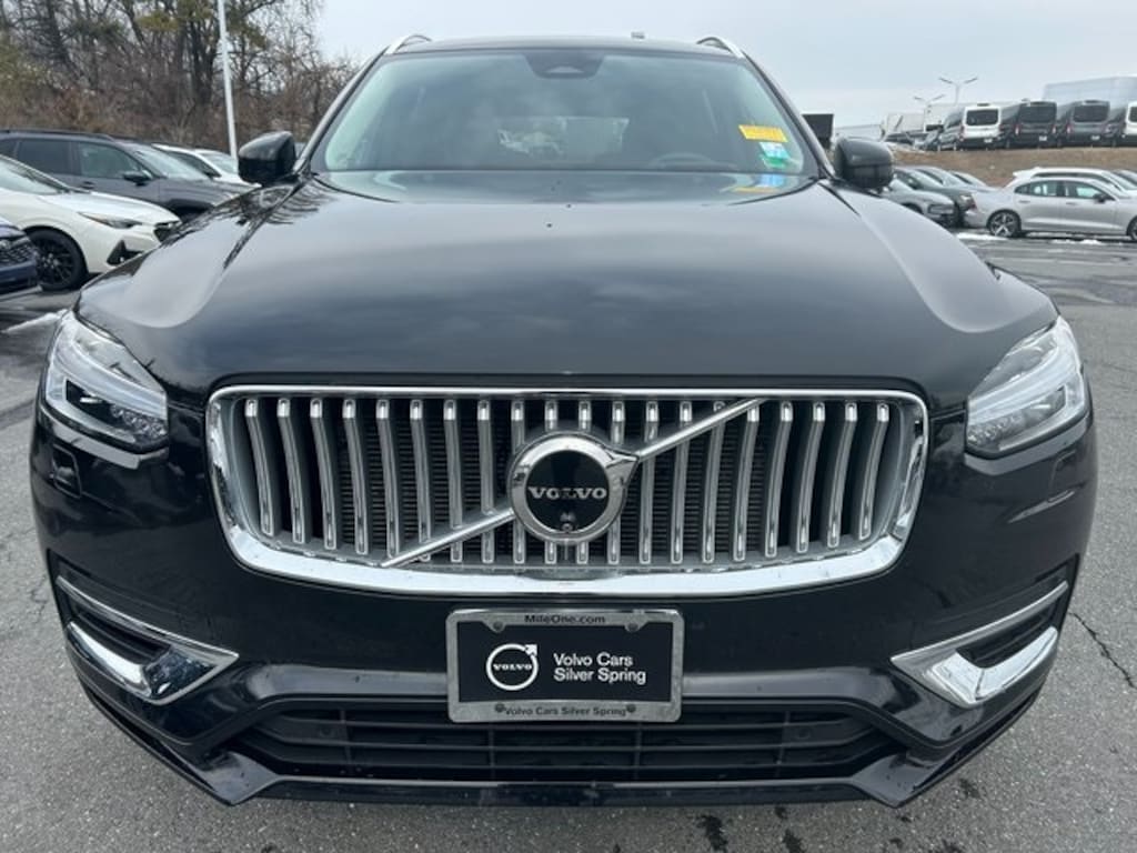 Used 2025 Volvo XC90 plug-in hybrid T8 Ultra 6-Seater SUV