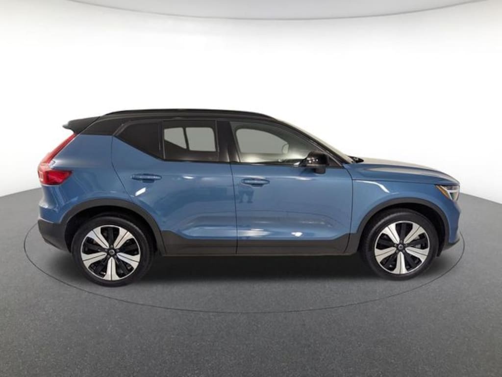 Certified 2023 Volvo XC40 Recharge Pure Electric Plus SUV
