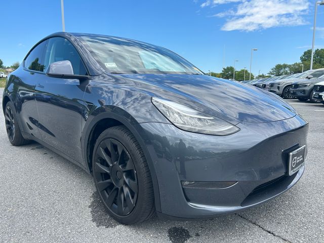 2021 Tesla Model Y Long Range Dual Motor All-Wheel Drive's photo