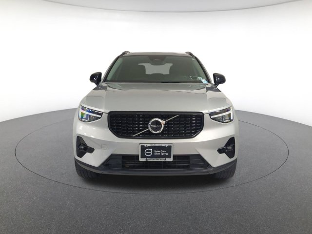 Certified 2023 Volvo XC40 B5 AWD Plus Dark SUV