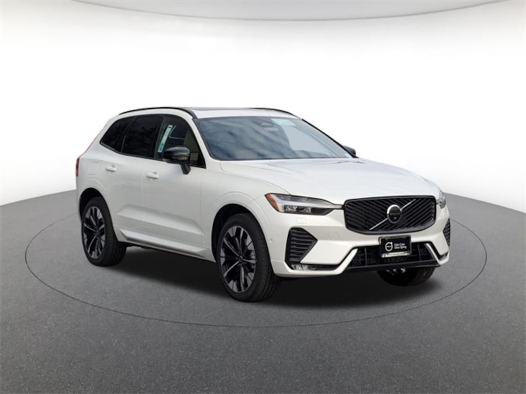 New 2026 Volvo XC60 B5 Plus SUV