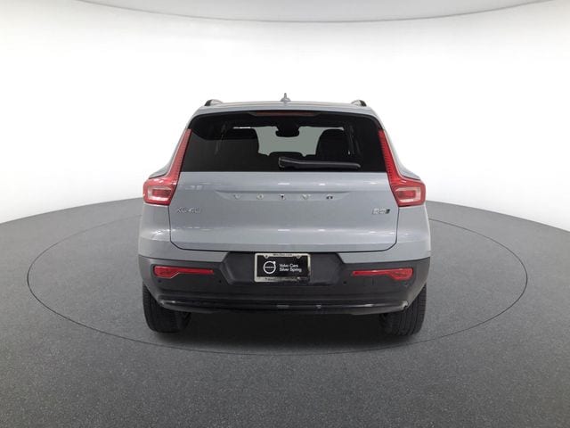 2026 Volvo XC40 Plus - Photo 6