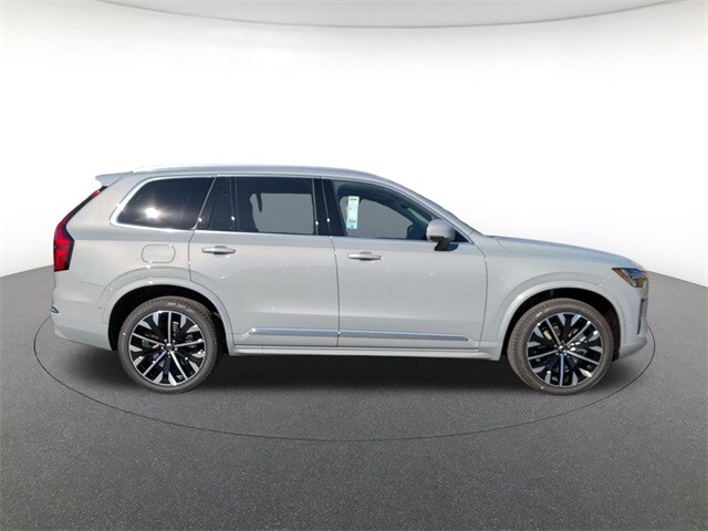 2026 Volvo XC90 photo 4