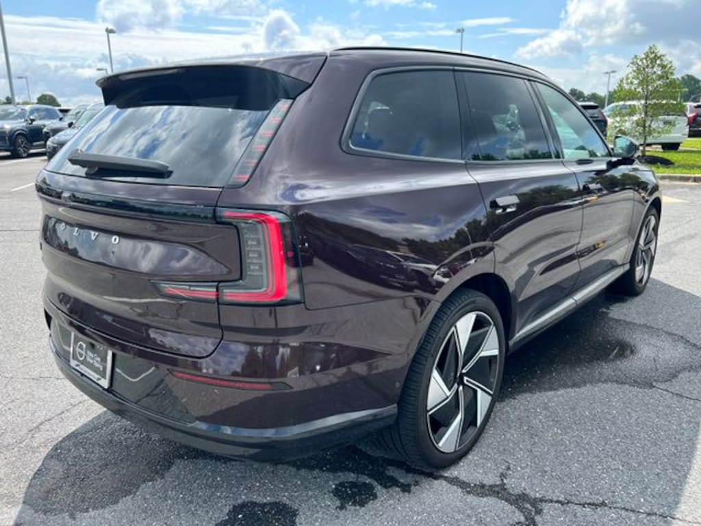 Certified 2025 Volvo EX90 Twin Motor Performance Ultra 6-Seater SUV