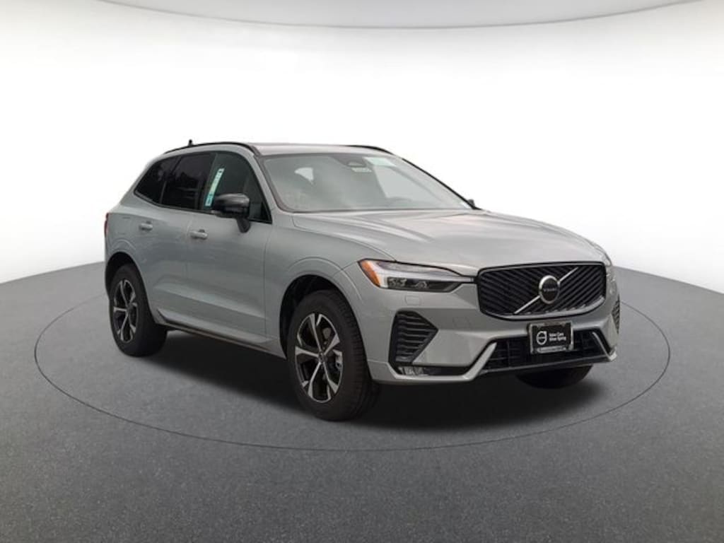 New 2026 Volvo XC60 B5 Core SUV