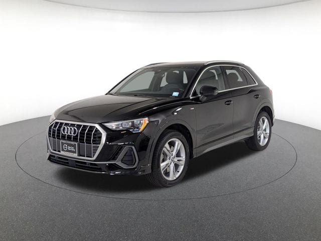 2020 Audi Q3 45 TFSI S Line Premium quattro's photo