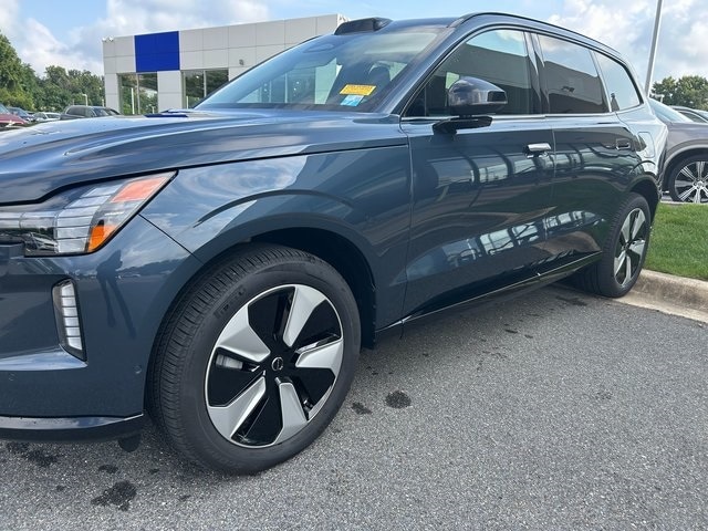 Used 2025 Volvo EX90 Plus with VIN 7JDEV3VK4SG010437 for sale in Silver Spring, MD