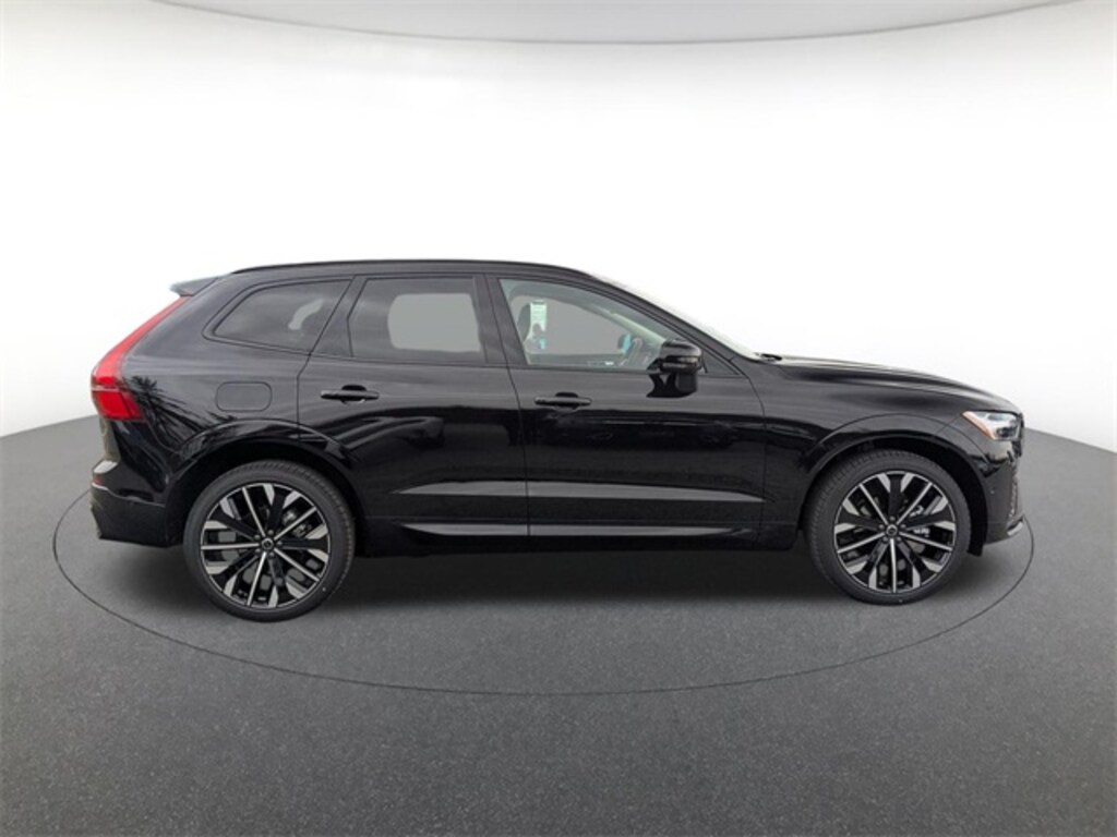 New 2026 Volvo XC60 B5 Ultra SUV