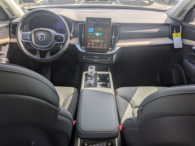 2026 Volvo XC90 Plus - Photo 12