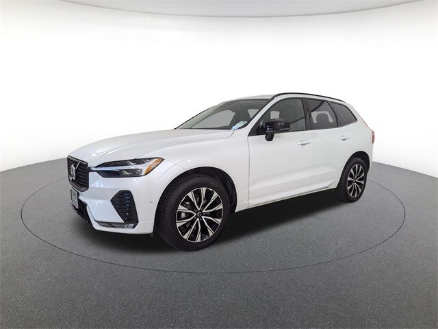 2025 Volvo XC60 B5 Plus SUV