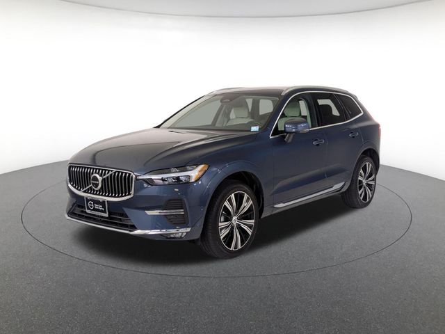 2023 Volvo XC60 B5 Plus Bright Theme FWD's photo