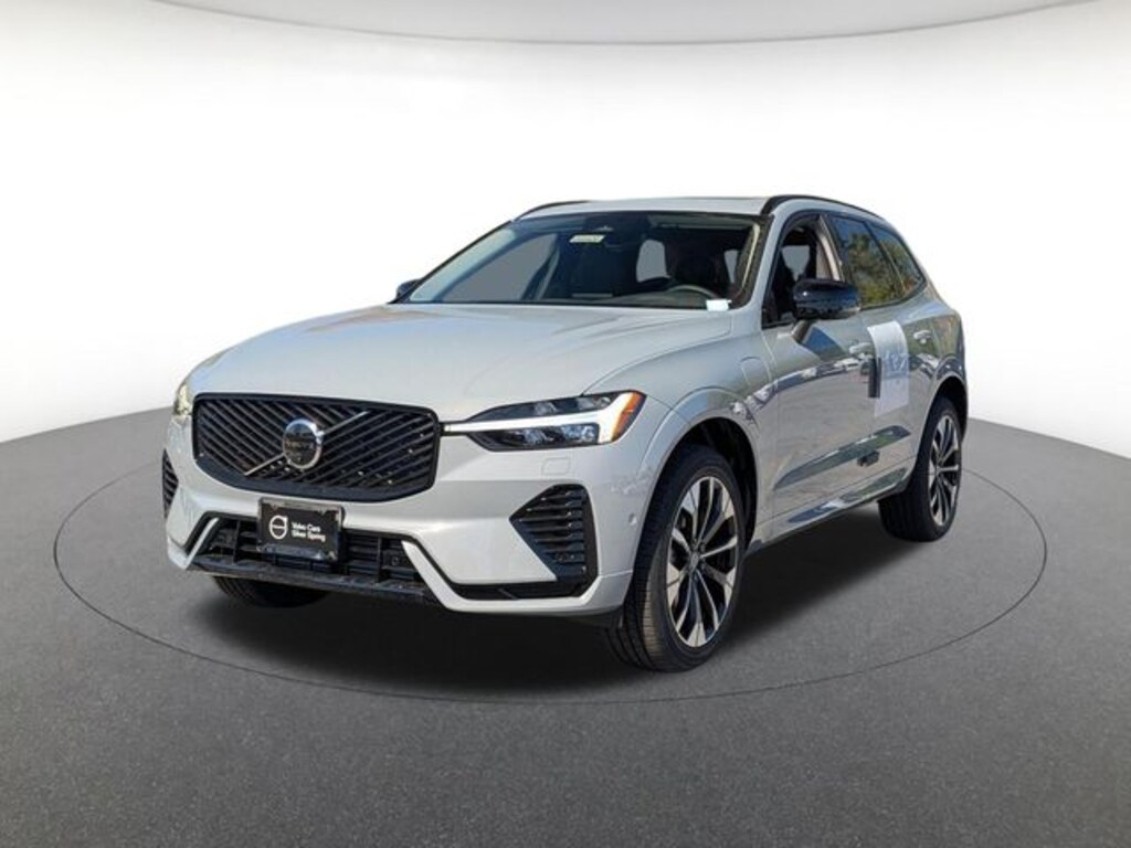 New 2026 Volvo XC60 plug-in hybrid T8 Plus SUV