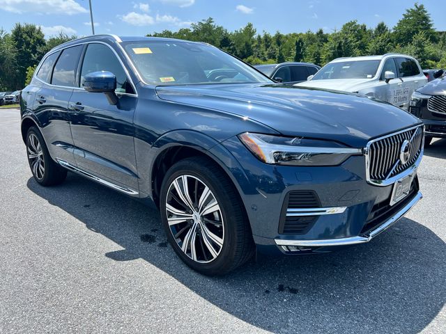2023 Volvo XC60 B5 Ultimate Bright Theme AWD's photo