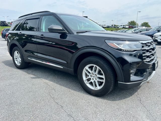 2025 Ford Explorer