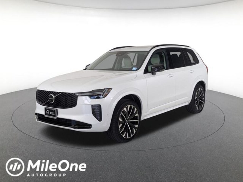 Certified 2026 Volvo XC90 B6 Ultra Dark Theme 7-Seater SUV