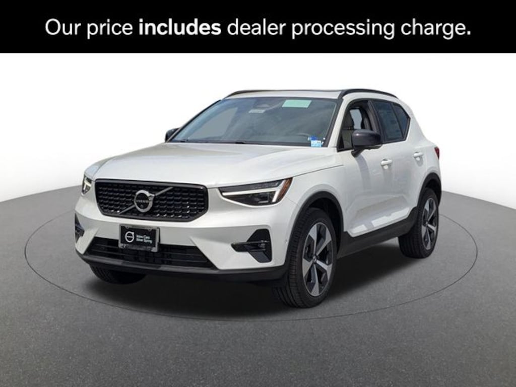 New 2026 Volvo XC40 B5 Plus SUV