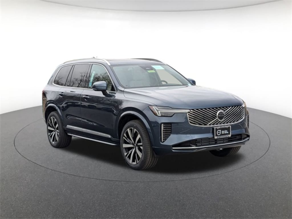 Certified 2025 Volvo XC90 plug-in hybrid T8 (2025.5) Core 7-Seater SUV