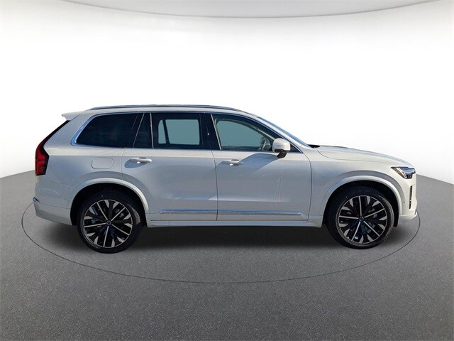 2026 Volvo XC90 photo 4