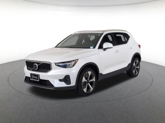 2023 Volvo XC40 B5 Plus Bright AWD's photo